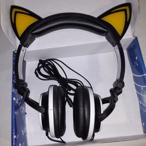 🆕️Cat Ear headphones by SoundBeast NIB